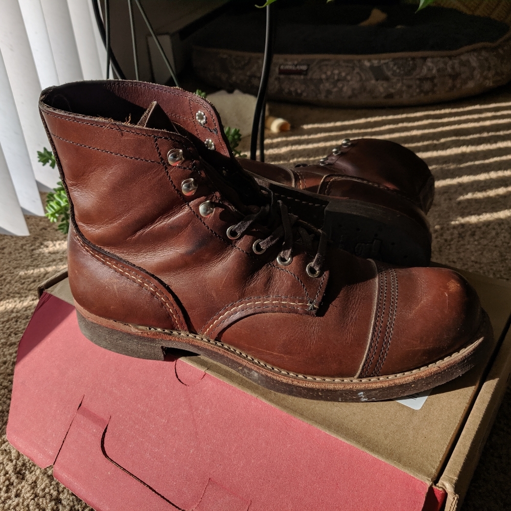 Red Wing Iron Ranger 8111